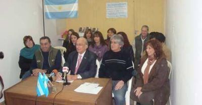 "Presentamos gente honesta para cambiar Col�n"