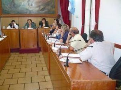 Concejales oficialistas dejaron sin soluci�n de transporte a alumnos de la Agraria	