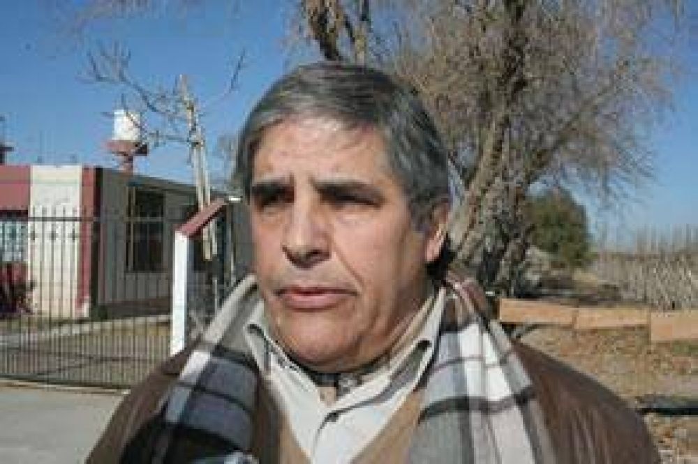  Seg�n An�bal Fuentes, Marcelo Orrego es un empleado del Senado	