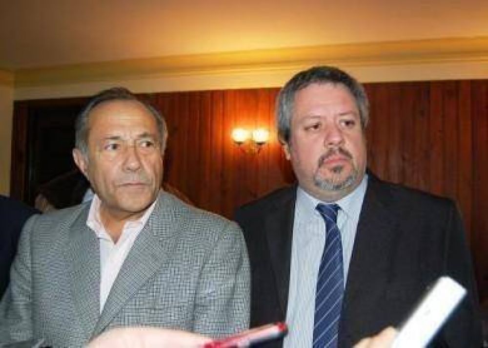 Adolfo Rodr�guez Saa realiz� en Luj�n, el Cabildo abierto de la primera secci�n electoral