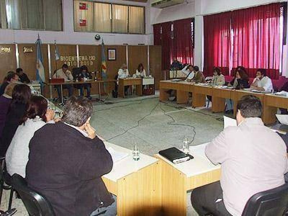 Los concejales aprobaron un convenio para la compra de 40 patrulleros