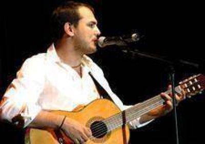 Concierto ac�stico de Ismael Serrano en el Teatro Municipal 