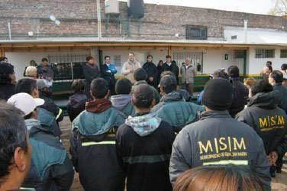 SAN MART�N - Daniel Ivoskus inaugur� obras en Jos� Le�n Su�rez
