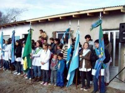 El 9 de Julio se record� en "El Parquecito" ayer por la ma�ana