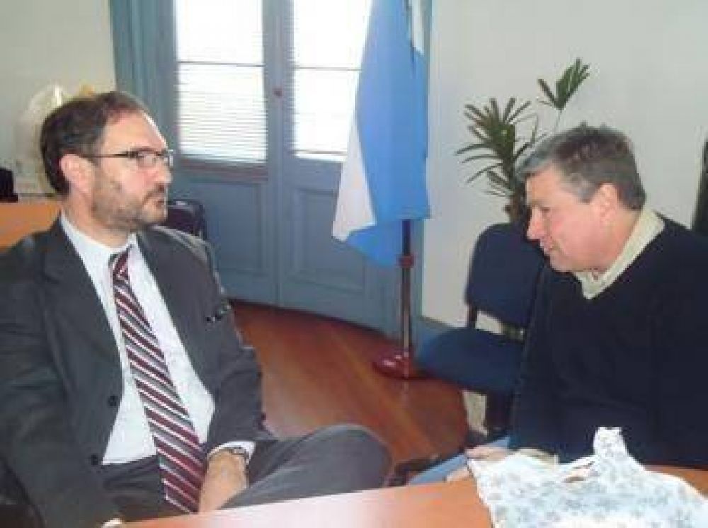 Encuentro de Torremare con dirigencia sindical de SUTNA 