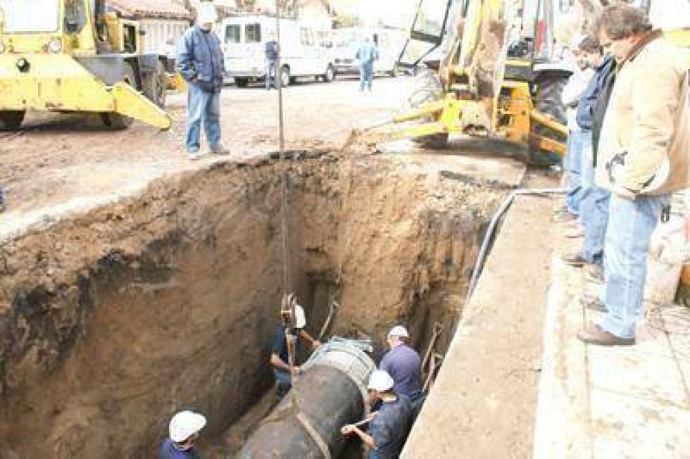 Concluy� el operativo de reparaci�n de la ca�er�a de Avellaneda al 2400