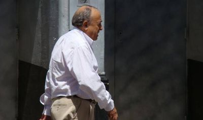 Otro problema m�s para el PJ: no puede adherir a la lista de Alonso
