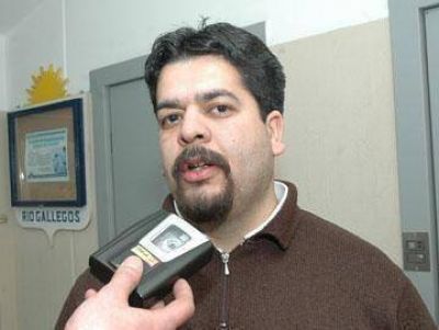 Quejas por la demora en el escrutinio definitivo de la interna radical