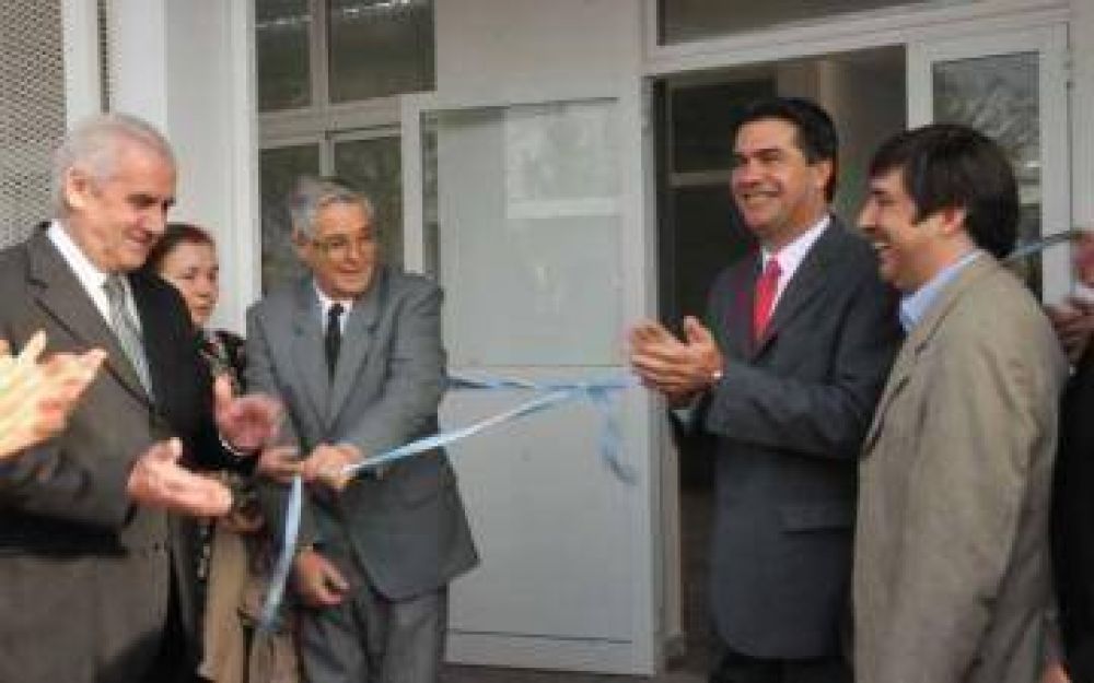 INAUGURAN CENTRO DE SALUD EN RESISTENCIA