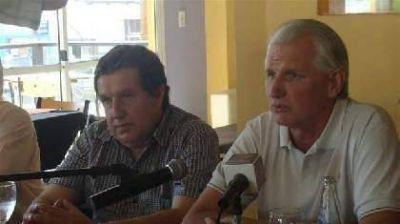 Puerta, el �nico opositor, no explica sociedad con candidato oficialista