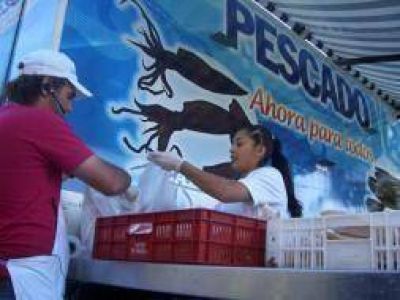 Ensenada: Pescado, milanesas y hamburguesas para Todos en la ciudad