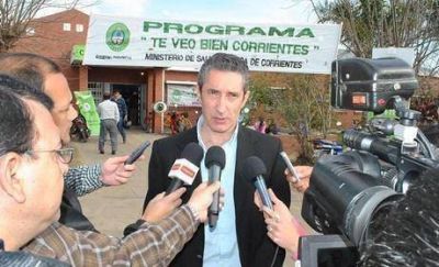 Entrega gratuita de 96 anteojos a gente con escasos recursos en el Dr. Monta�a