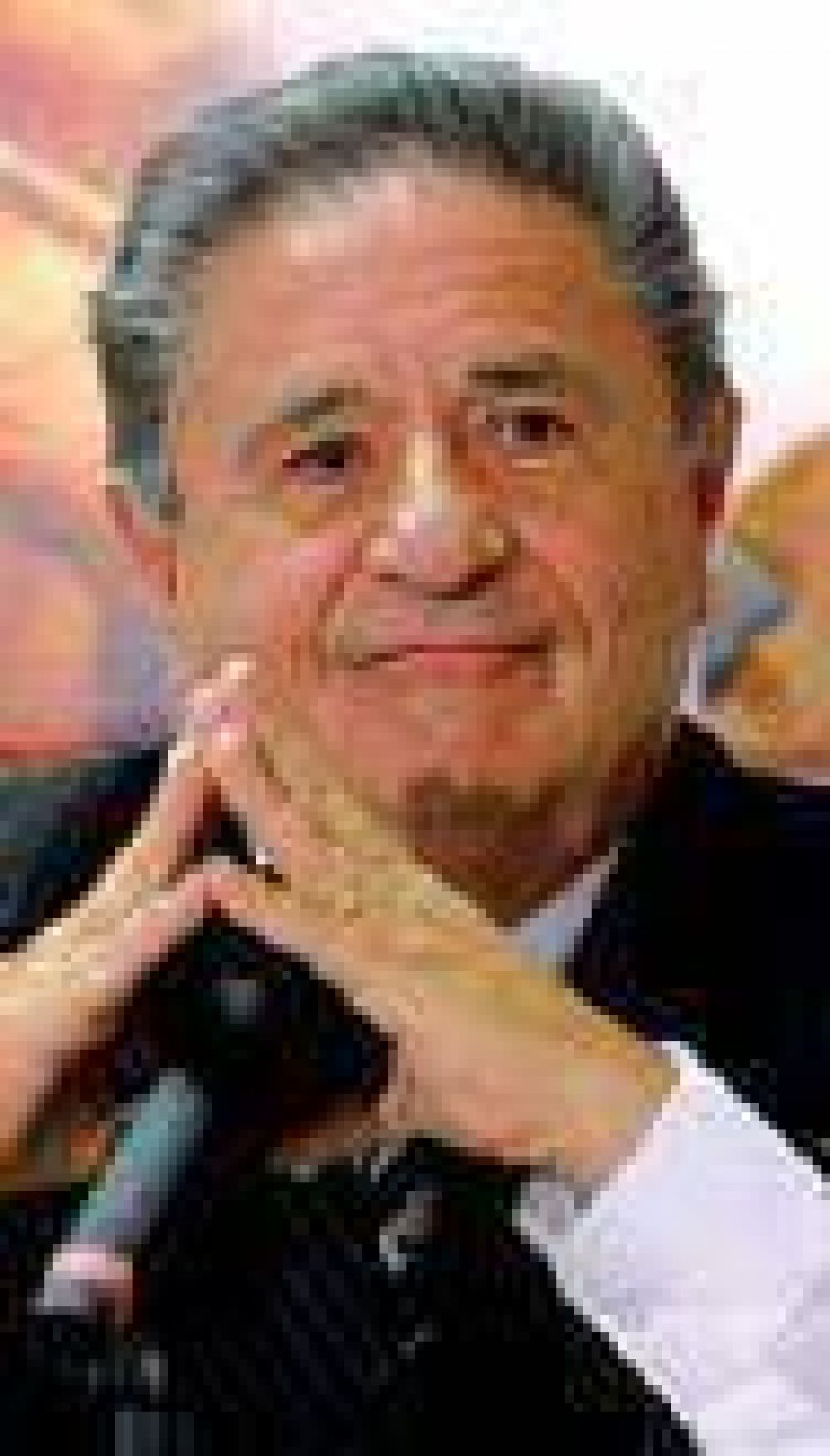 Eduardo Duhalde lanza su campa�a presidencial el viernes en Salta