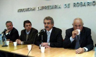 AGUST�N ROSSI:"Si no hay reforma, conseguiremos la autonom�a por la Legislatura"