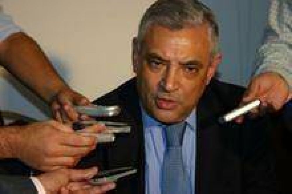 El Gobierno buscar� balancear con el Interior la eventual ca�da en el principal distrito provincial
