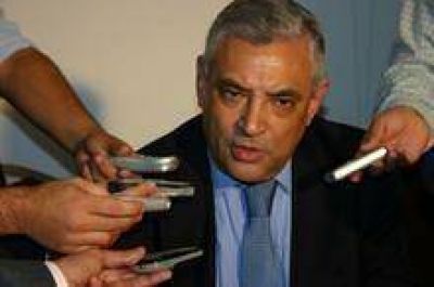 El Gobierno buscar� balancear con el Interior la eventual ca�da en el principal distrito provincial