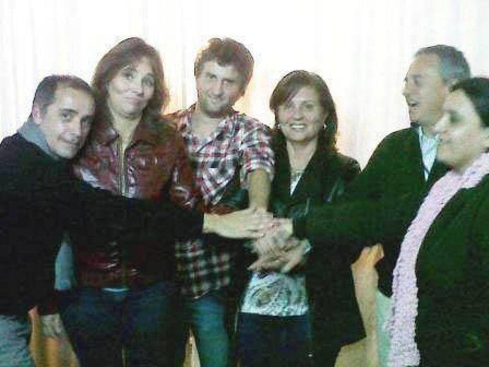 La agrupaci�n peronista �12 de junio� inaugur� sede partidaria