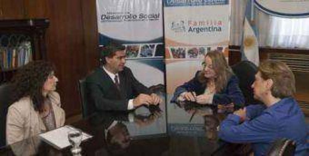  Chaco firm� convenio por Seguridad Alimentaria por $77 millones