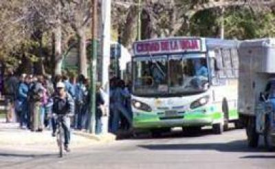 La falta de combustibles tambi�n golpea duro al transporte p�blico