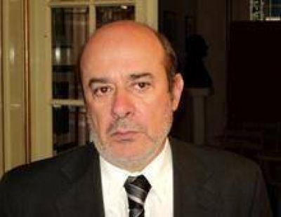 Gustavo Canteros ya augura un "ballotage" para octubre