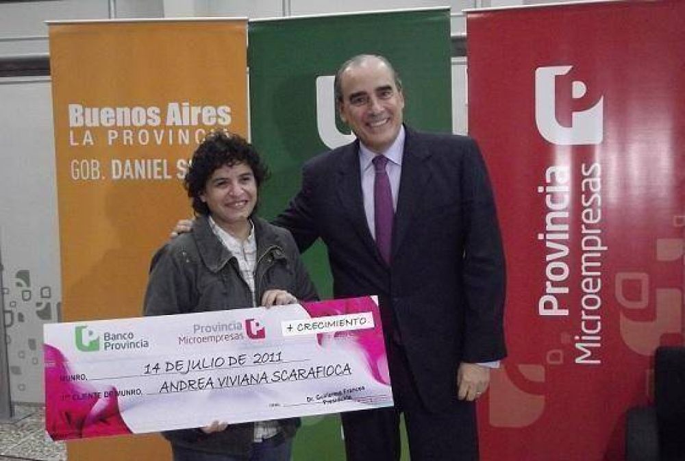 Guillermo Francos dej� inaugurado Provincia Microempresas en Munro