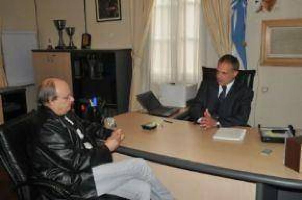 Cortocircuitos En La Alianza Buzzi-Di Pierro