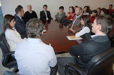 El ministro Sosa se reuni� con el gabinete de Salud y pidi� celeridad y m�s compromiso