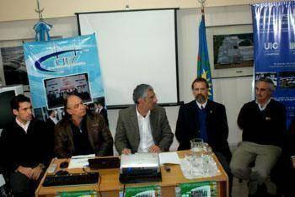 Buscan aprovechar un �mbito diferente para los negocios 