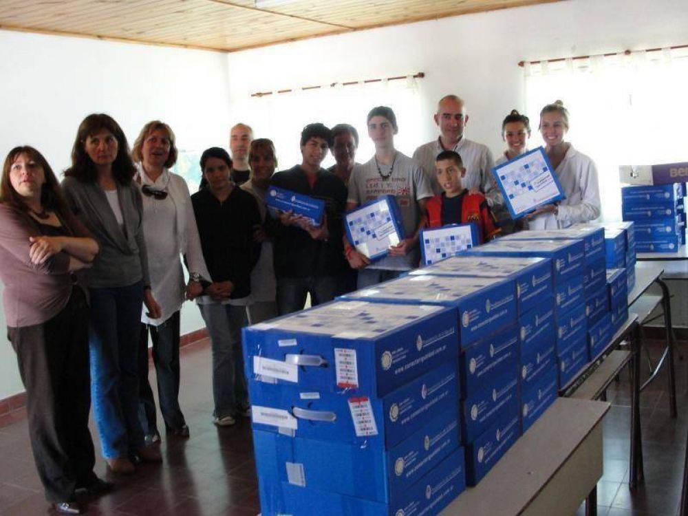 EL VIERNES SE ENTREGARAN DOS MIL NOTEBOOKS POR CONECTAR IGUALDAD