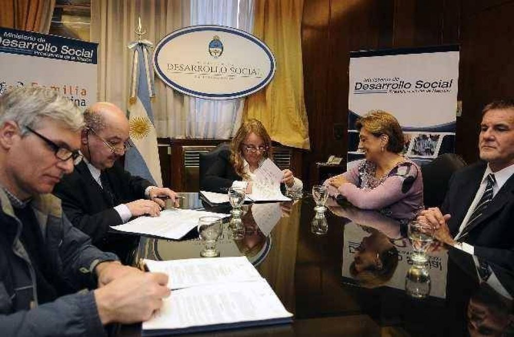 Desarrollo Social garantizar� alimentos para 1500 estudiantes becados de la UNLP