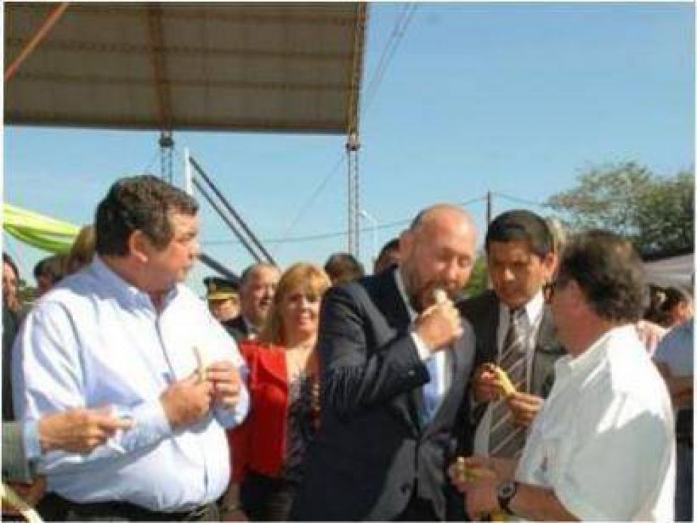 Gildo Insfr�n y "Chil�" Leguizam�n llamaron a profundizar el Modelo