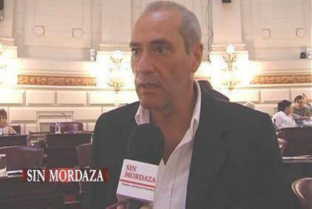 Lifschitz lanz� un tiro por elevaci�n a Reutemann sobre su posible candidatura.
