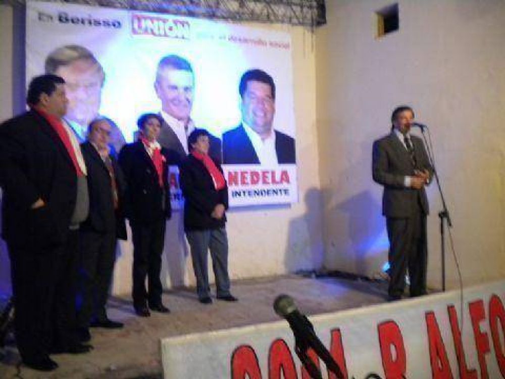 Bazze: �Si seguimos trabajando de esta manera, el 10 de diciembre nos vemos en la asunci�n de Nedela�