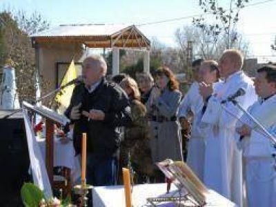 Presidente Per�n: La Virgen de Itat� lleg� a Guernica