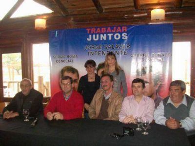 Jorge Salazar lanz� su candidatura