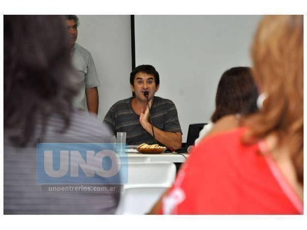 El gobierno recibe este martes a Agmer, que ratific� el pr�ximo paro