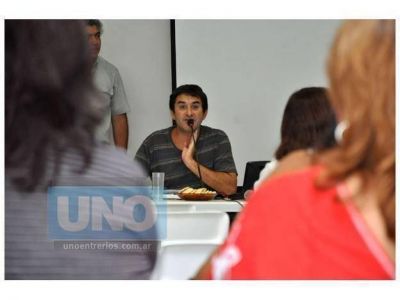 El gobierno recibe este martes a Agmer, que ratific� el pr�ximo paro