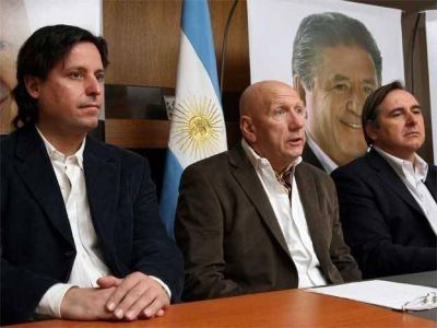 El candidato a gobernador Jos� Micheli habl� sobre Promoci�n Industrial