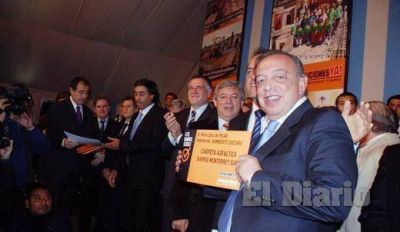 Scioli entreg� inversiones por $25 millones a Pilar y otros municipios