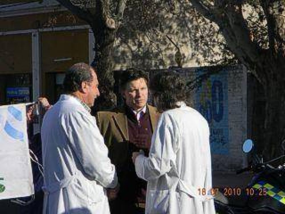 Pasantes y PIS protestaron en el CSSL y hoy cortar�an la autov�a Serran�as Puntanas