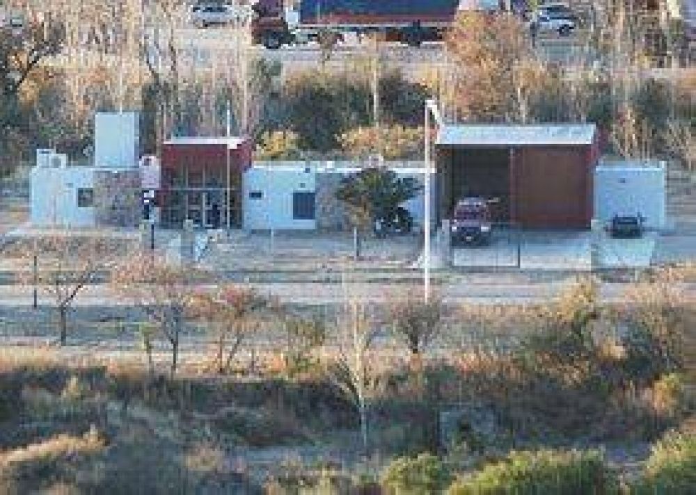 Inauguran el Cuartel de Bomberos de Terrazas del Portezuelo