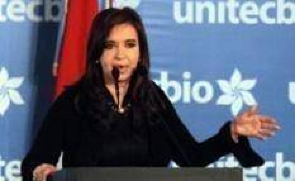 Cristina insisti� en vincular la ciencia con la producci�n