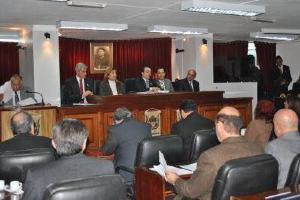 Responden a concejal de Santa Rosa