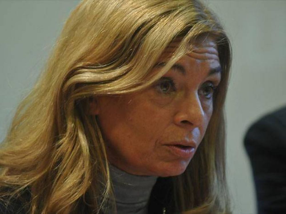 La cobista Laura Montero reclam� a la Naci�n y a Jaque por la falta de naftas