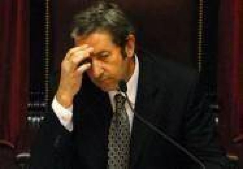 Se�ales de �poca: �Alguien record� que el domingo se cumplieron tres a�os del voto "no positivo" de Cobos?