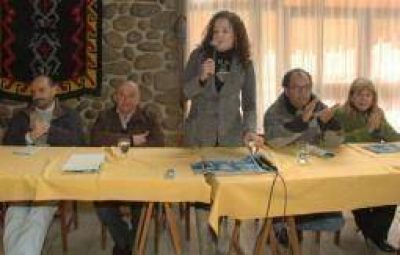 Los candidatos K quieren �ser los gestores de los riojanos� en el Congreso