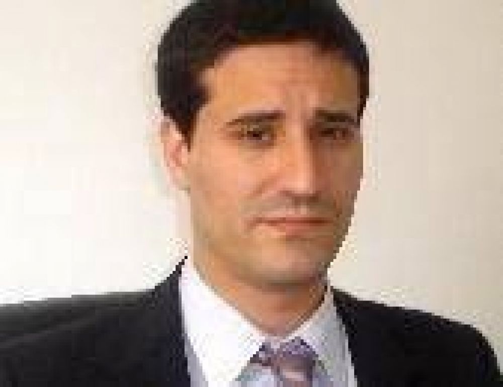 Afirman que "el sistema de comercializaci�n de la tarjeta de aproximaci�n es deficiente�