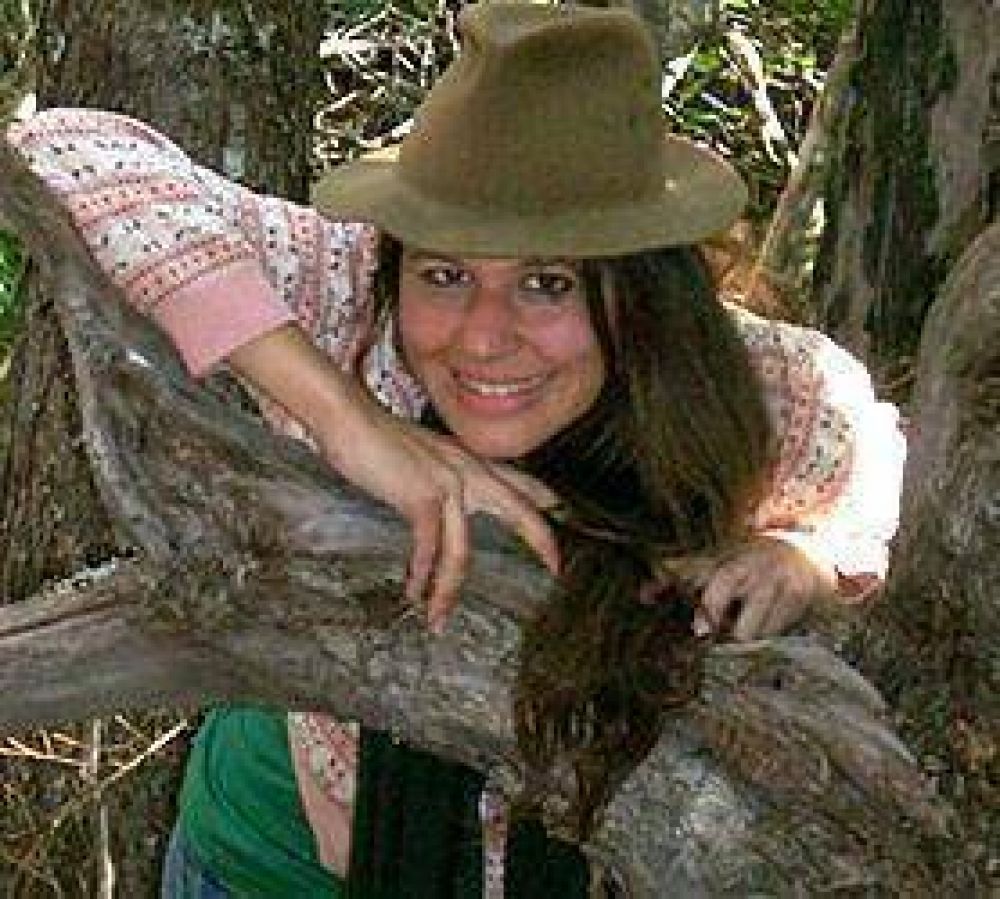 Intenso operativo de rastrillaje en un dique salte�o en busca de la dise�adora Mar�a Cash