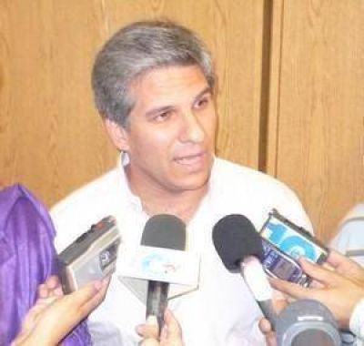 Poggi de campa�a: entrega m�s de $1 mill�n en aportes de Pueblos Puntanos