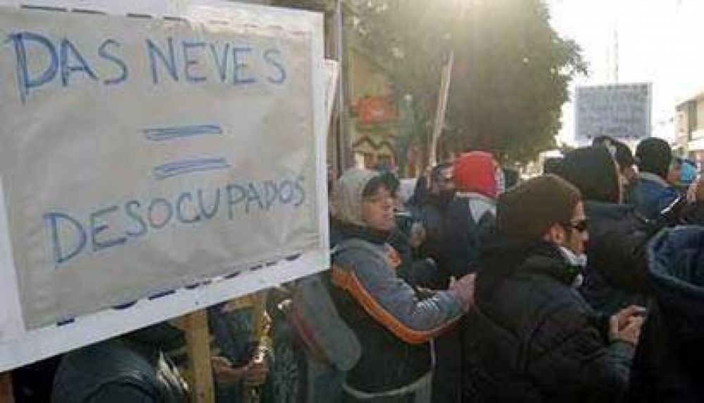 A Das Neves lo agarraron a huevazos en Bah�a Blanca